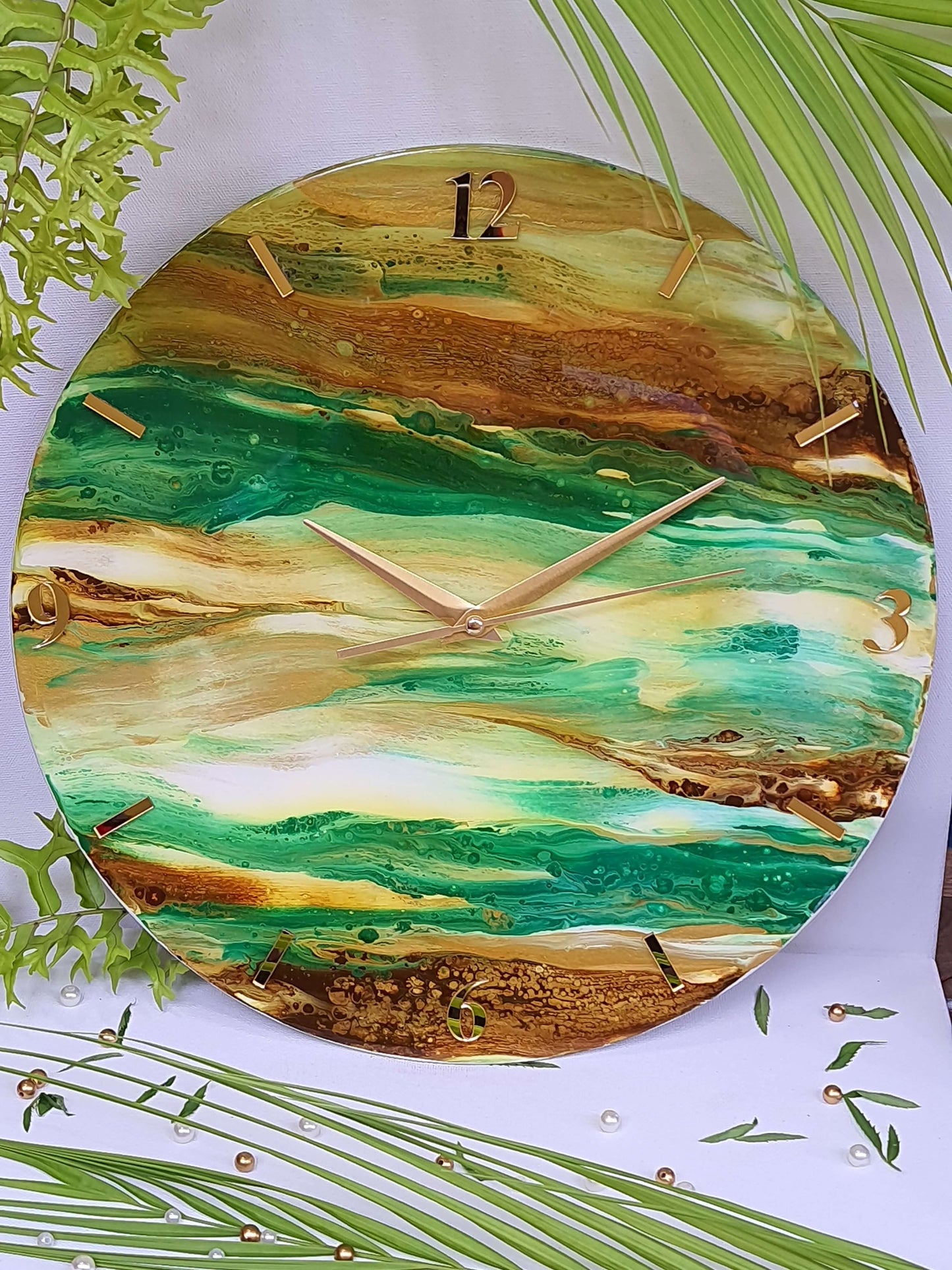 Resin Wall Clock 14010